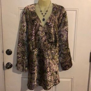 26/28 Lane Bryant Women satiny multicolored Tunic